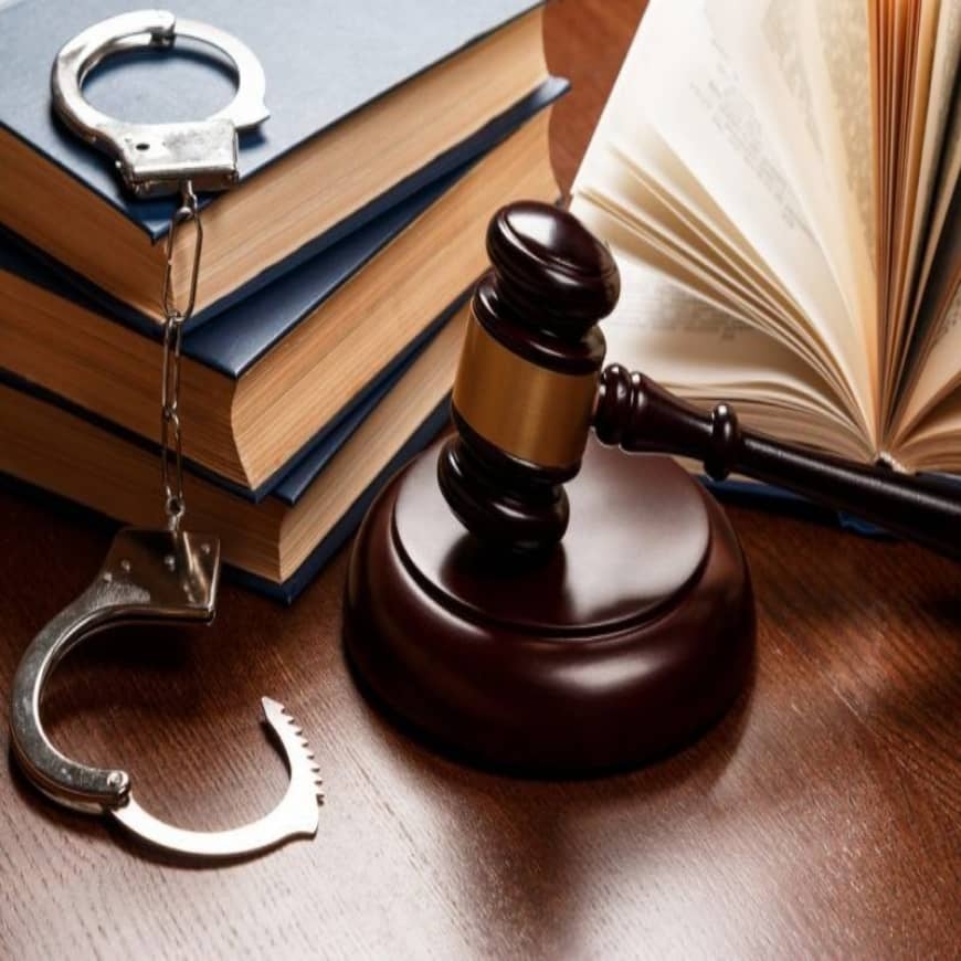آشنایی با شرح وظایف «بازپرس» و «دادیار» در دادسراها